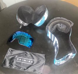 Ski goggles