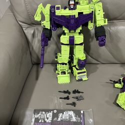 Transformers Devastator studio series