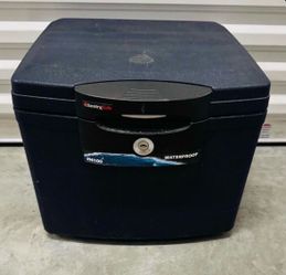 Sentry Safe - NO KEY - $5