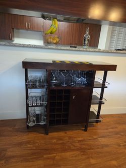 Small bar with glasswear.