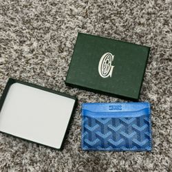 Cardholder 