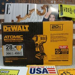 NEW DEWALT 20V BRUSHLESS ATOMIC 1/2 IMPACT WRENCH 