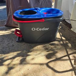 Ocedar mop bucket