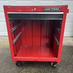 Craftsman Red Rolling Tool Cart