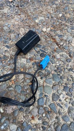 12v power wheel charger price 10$. Pick up. E.  Side   Tacoma
