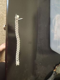 Bracelet