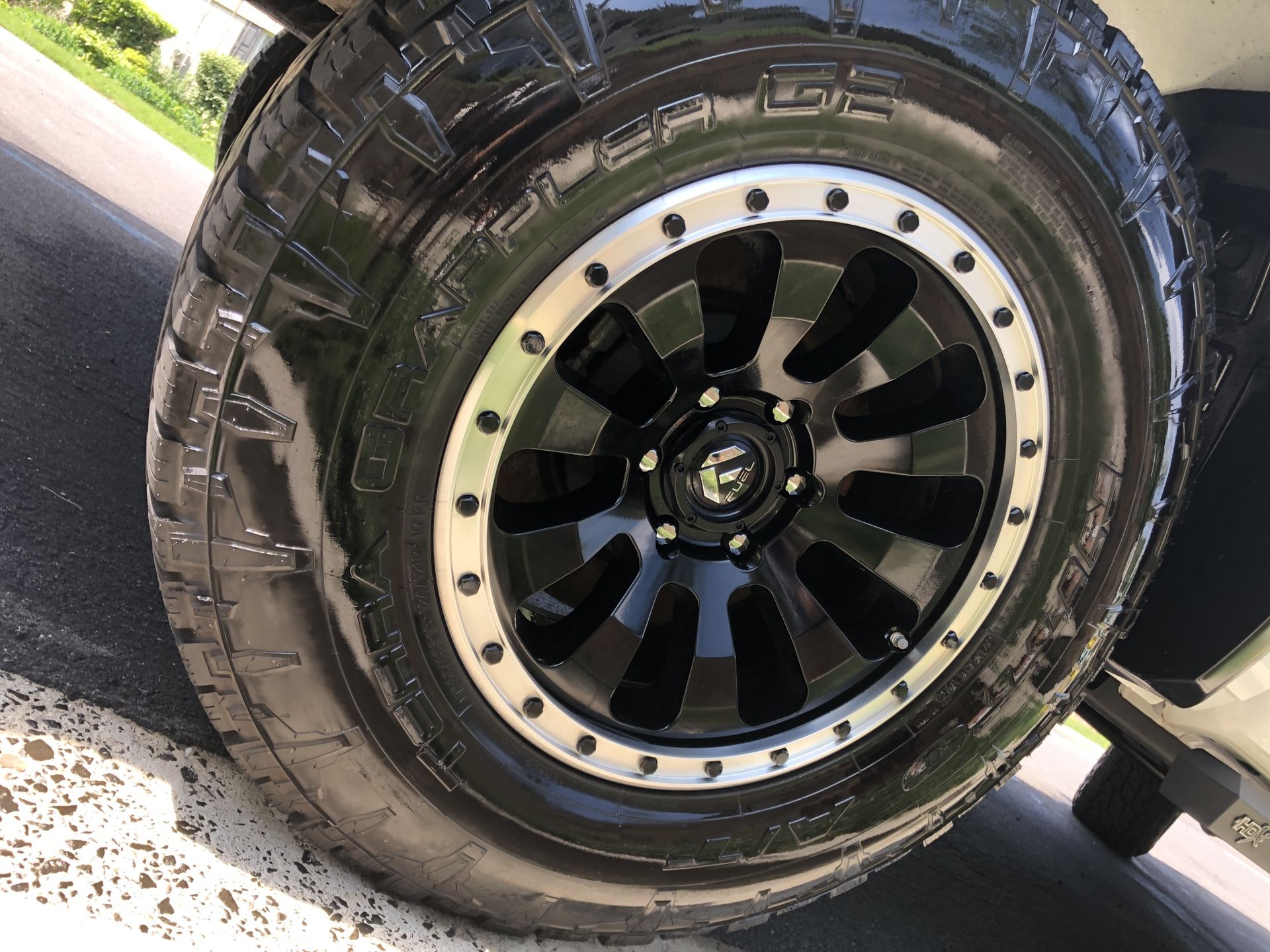 Jeep and Truck Tires - Nitto Grapplers G2 33x12.5x18in. Need 18in rim