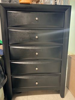 Moving sale