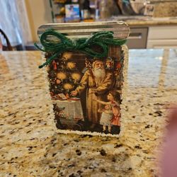 Decoupage Santa 