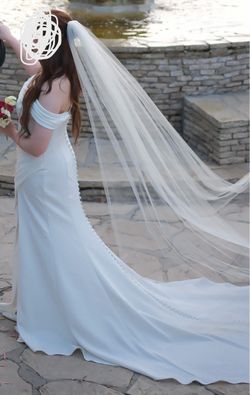 Vera Wang Tulle Veil