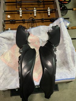 2008 Suzuki hayabusa side panels