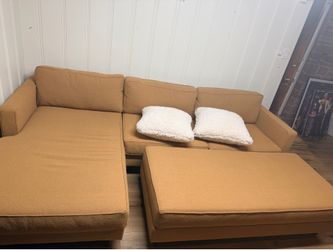 Modern Sectional Couch + Ottoman (Neutral Color)