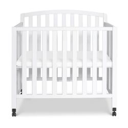 Dylan 3-in-1 Mini Convertible Portable Crib