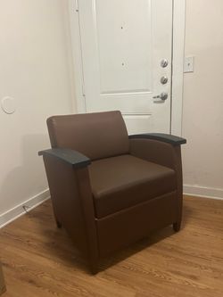 Brown Faux Leather Accent Armchair, Irving, TX, EXCELLENT CONDITION