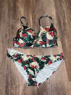 Victoria Secret Green & Red Floral Push Up Bikini top with bottoms-32D /Small