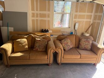 2 Traditional Loveseat with Nailhead Trim