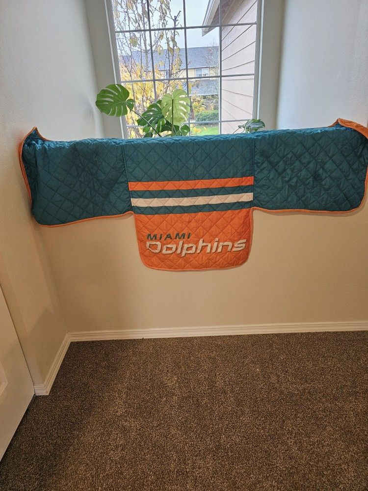 Football loveseat and chair covers