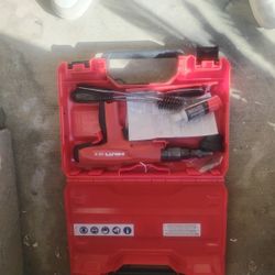 Hilti Gun