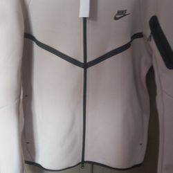 Nike tech fleece hoodie 