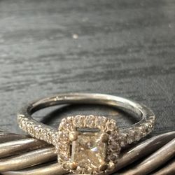 Diamond Ring 18k Gold 