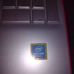 Hp Laptop 4 Cheap! (Ret. 379.00$)