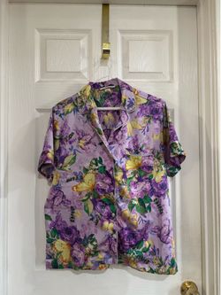 Title: Victoria’s Secret Rare Butterfly Satin PJ Set - Size Small