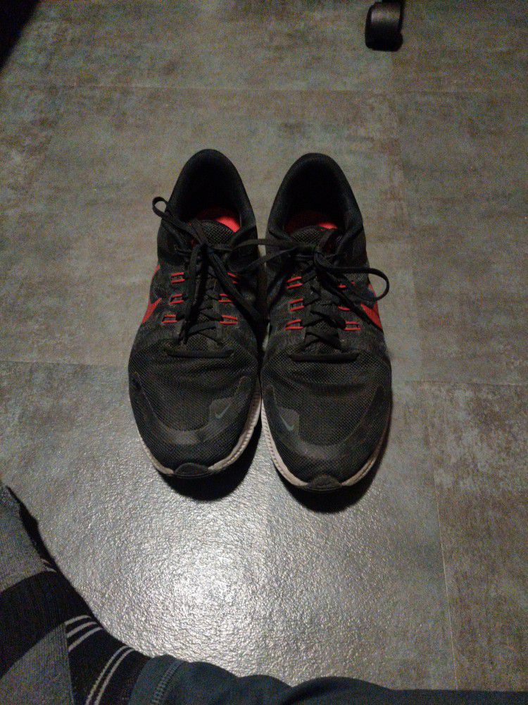 Nike Running Shoes (Size 12 Men)