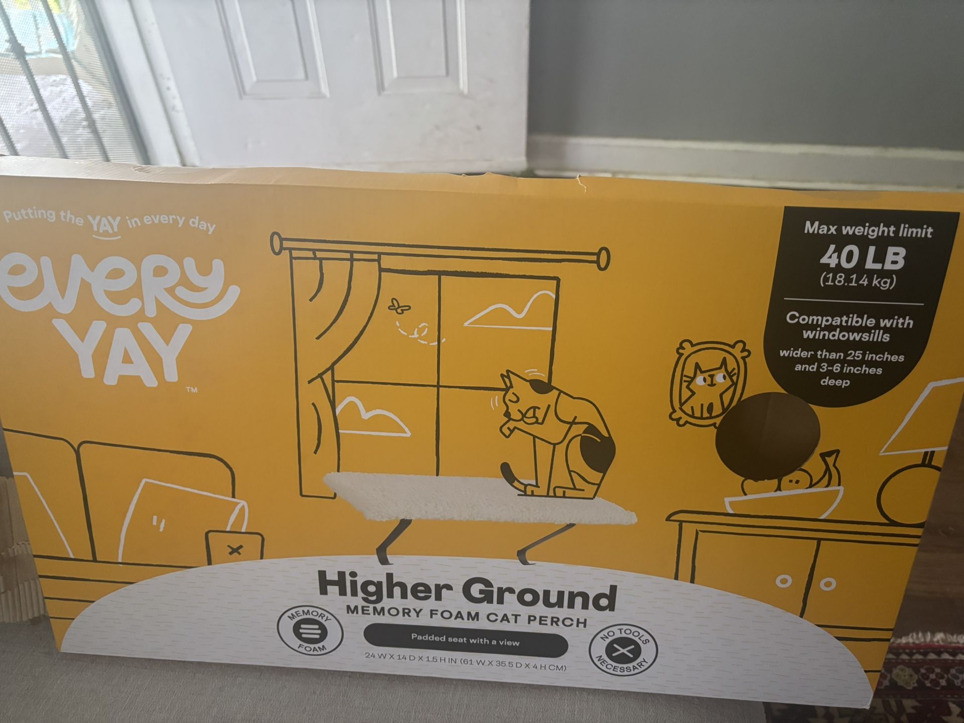 Wall-Mounted Shelf with Hooks (CAT PERCH)