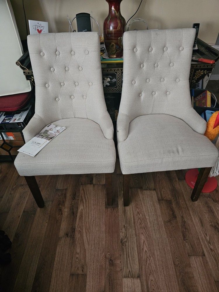 Colamy Dining Room Chairs (5)