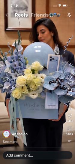 Flowers & iPhone