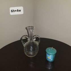 Crystal glass vase 