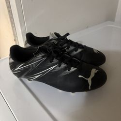 soccer Shoes Kids size 2.5