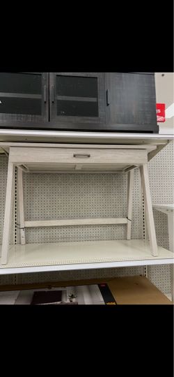 Used desk. Picture above is of when I bought it.