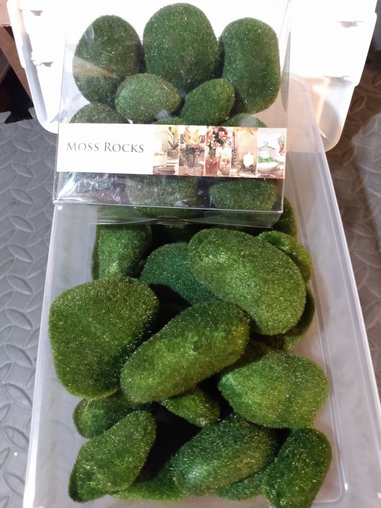 Moss Rocks
