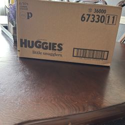 Huggies Diaper 6/30 Diaper Couches 