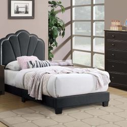 Twin Bed
Platform Bed W/ Built-In LED Lights

Color: Charcoal

 Mattress Included.        Cama Twin Colchon Incluido 