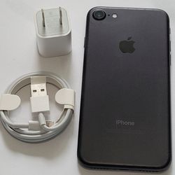iPhone 7 , Unlocked   for all Company Carrier ,  Excellent Condition  