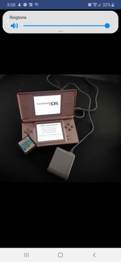 Nintendo DS with one game and charger