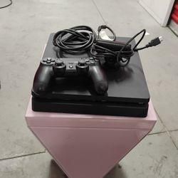 Used PS4 With Camera 