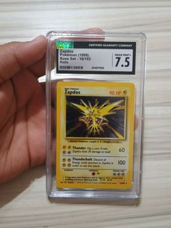 Zapdos Holo NM 7.5