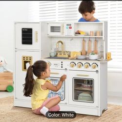 Brand new in box 📦 Play kitchen