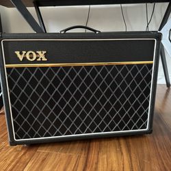 Vox AC15 Custom Limited Edition – Vintage Black