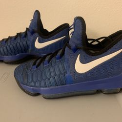 Nike KDs