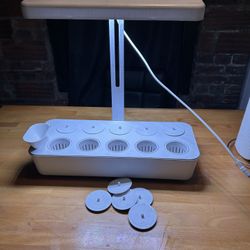 Indoor Hydroponic Garden Kit w/ LED Grow Light – 10-Pod System