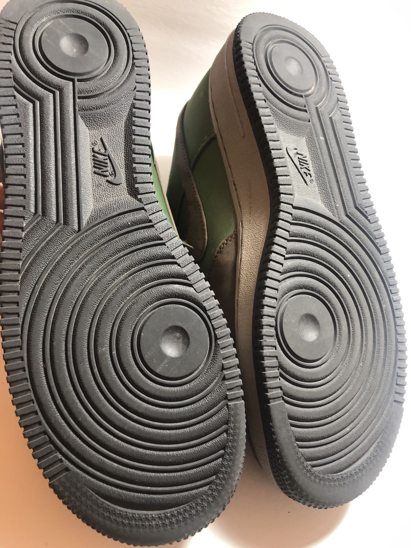 Nike Mens 8.5 Air Force 1  & Accessories