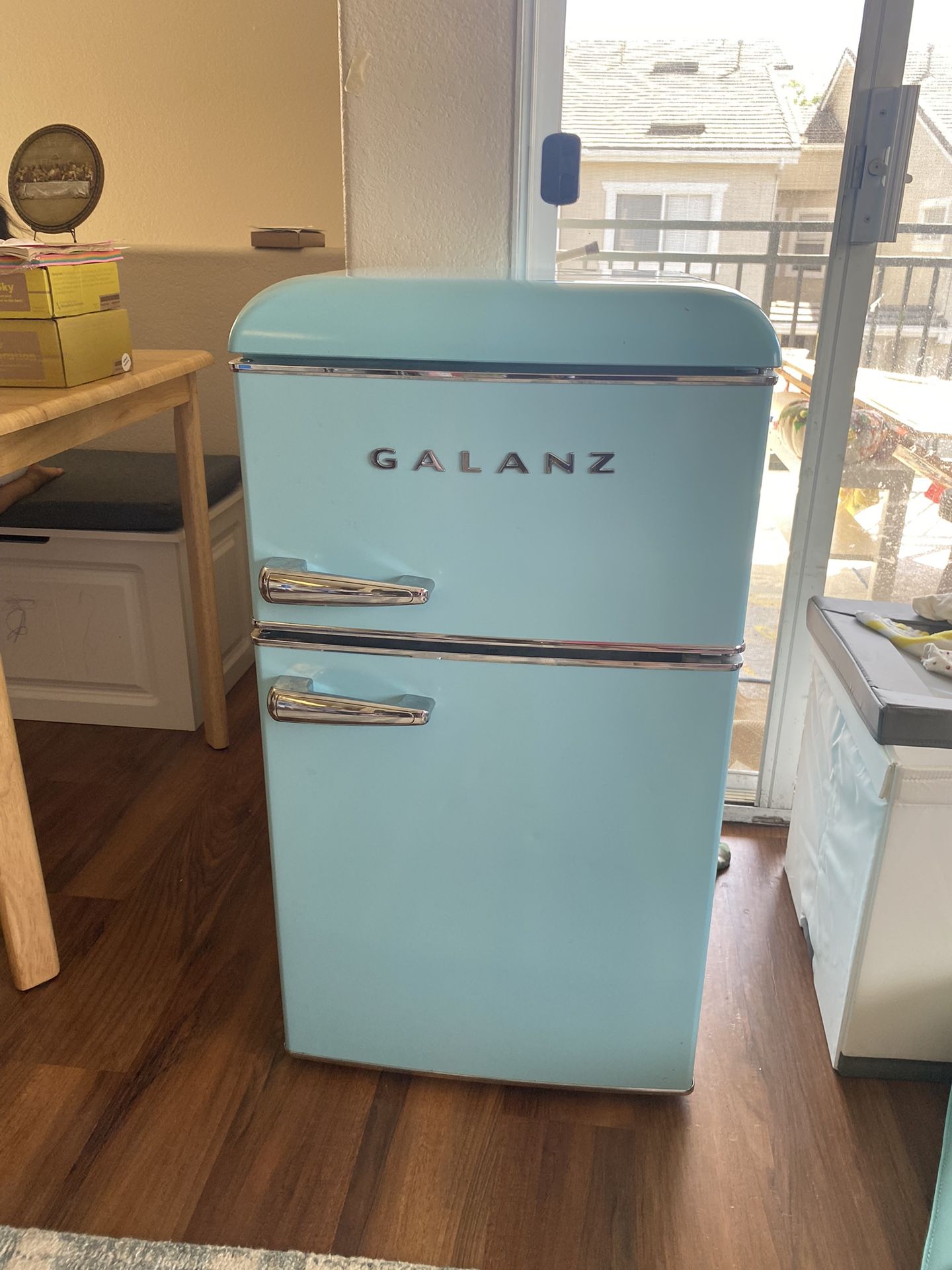 Mini Fridge