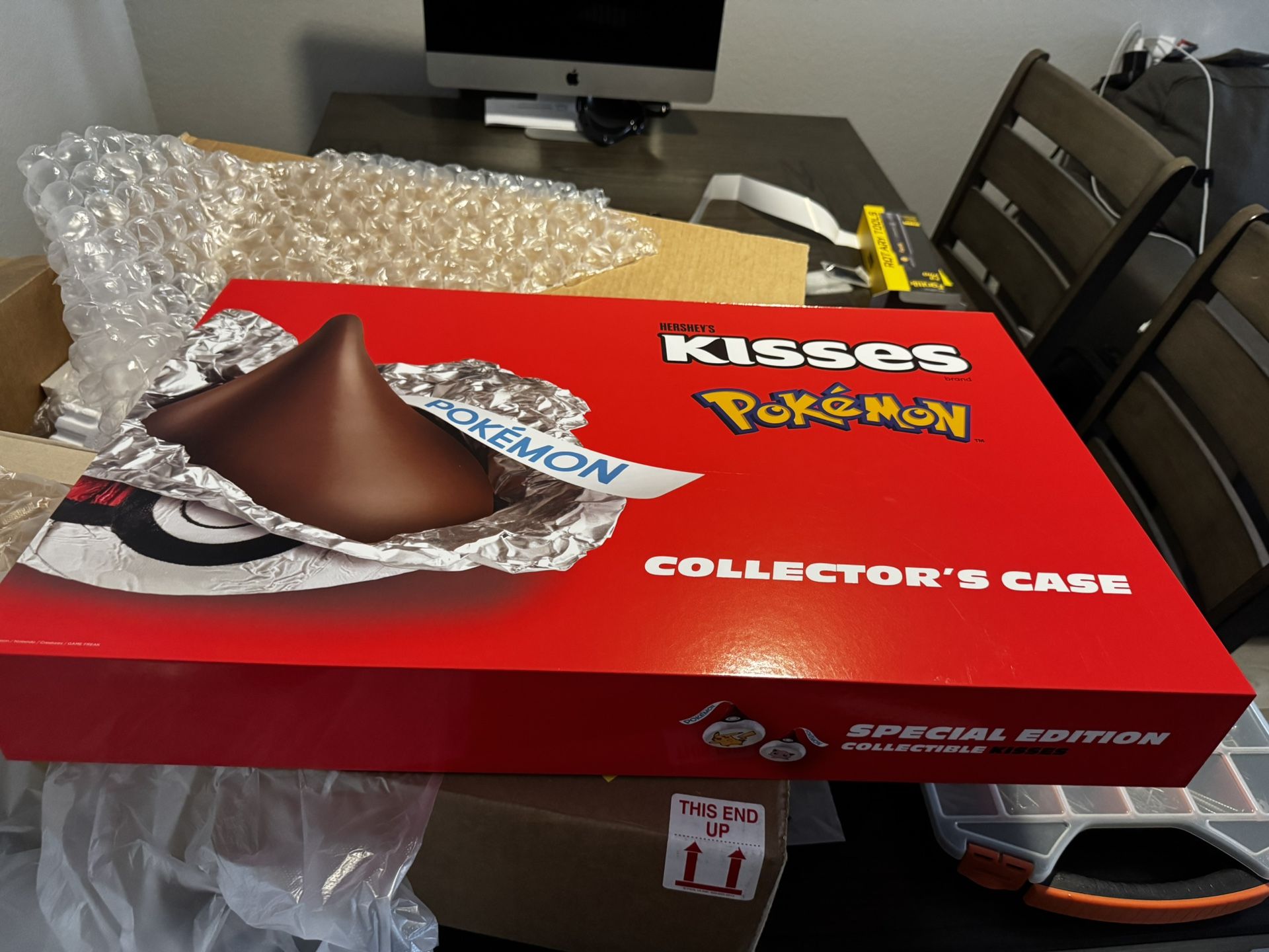 Limited- Edition Kisses x Pokémon Collector’s Case