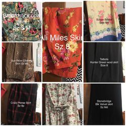 Ladies skirts size Md