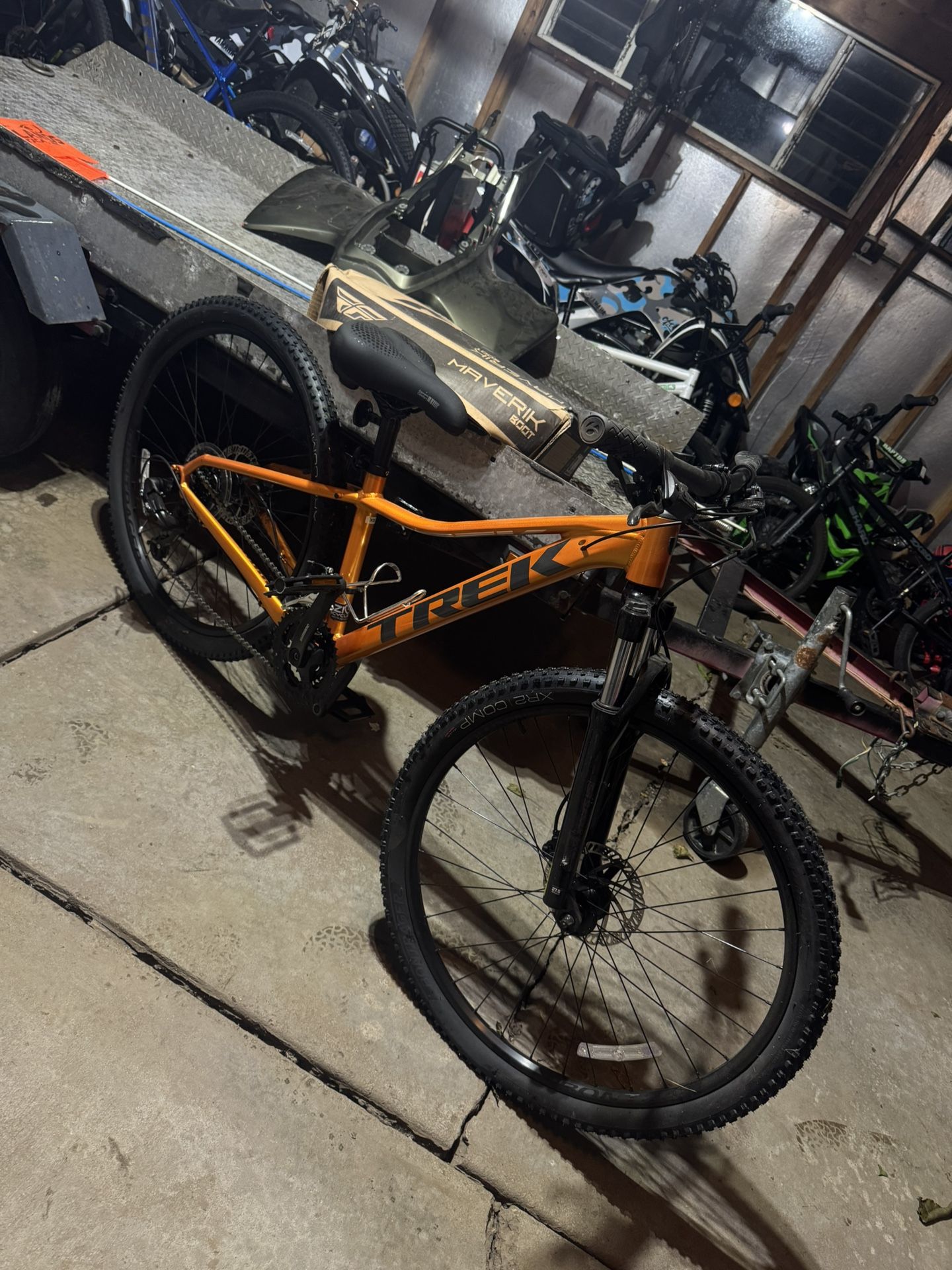 TREK MARLIN 5