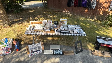 Multi family Garage sale Sunday!!!!